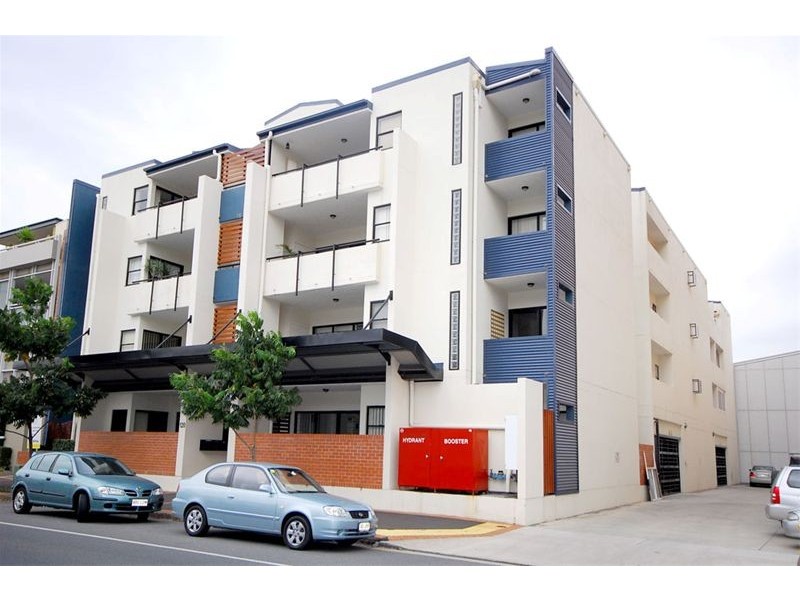 4/120 Commercial Road, Newstead QLD 4006