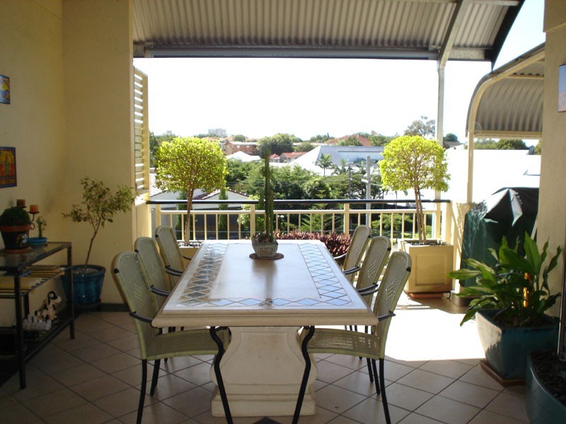 13/112 Oxlade Drive, New Farm QLD 4005