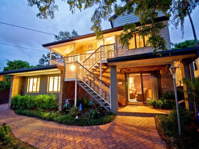 43 Stoneleigh Street, Albion QLD 4010