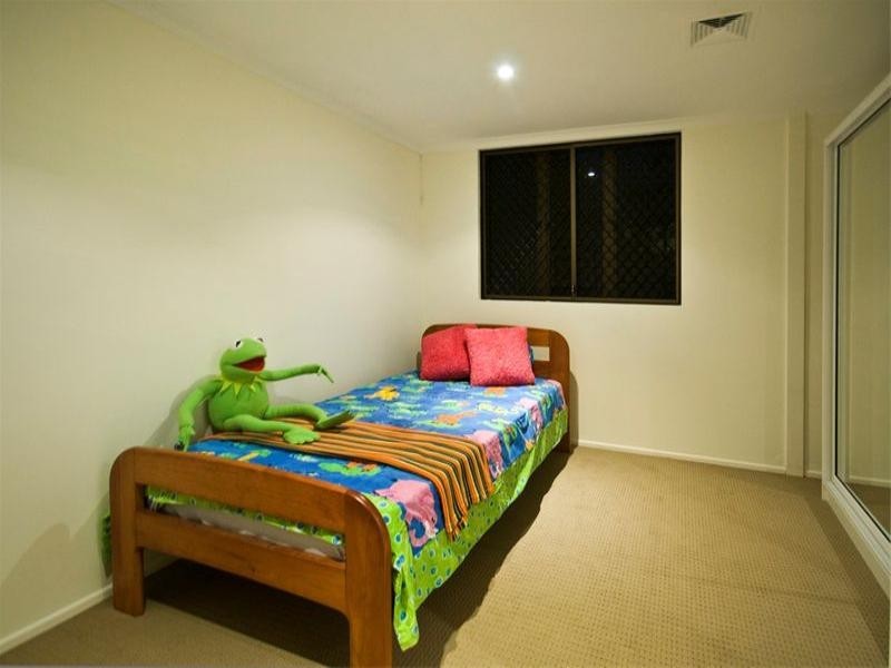 43 Stoneleigh Street, Albion QLD 4010