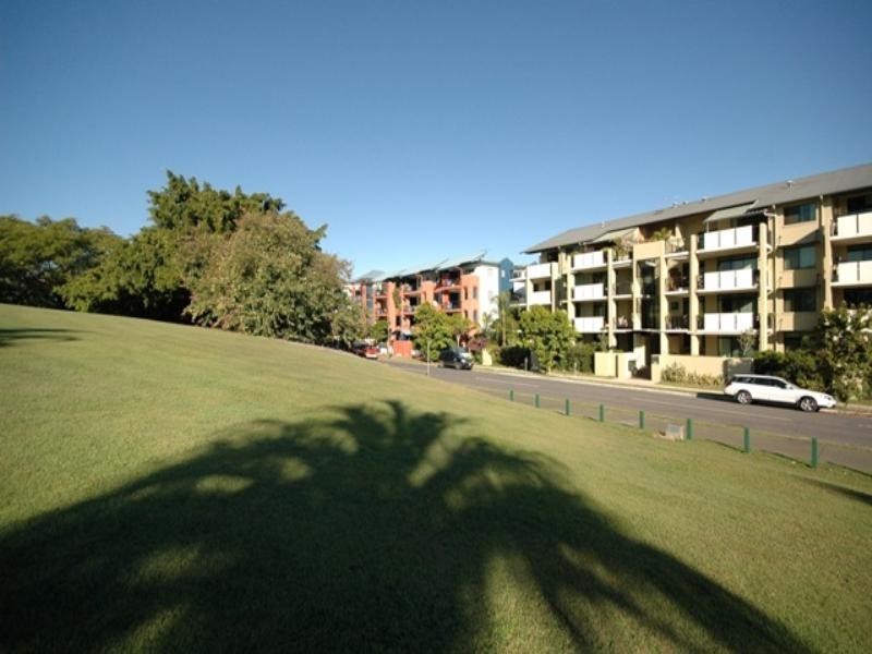 Unit 21/1 Newstead Avenue, Newstead QLD 4006