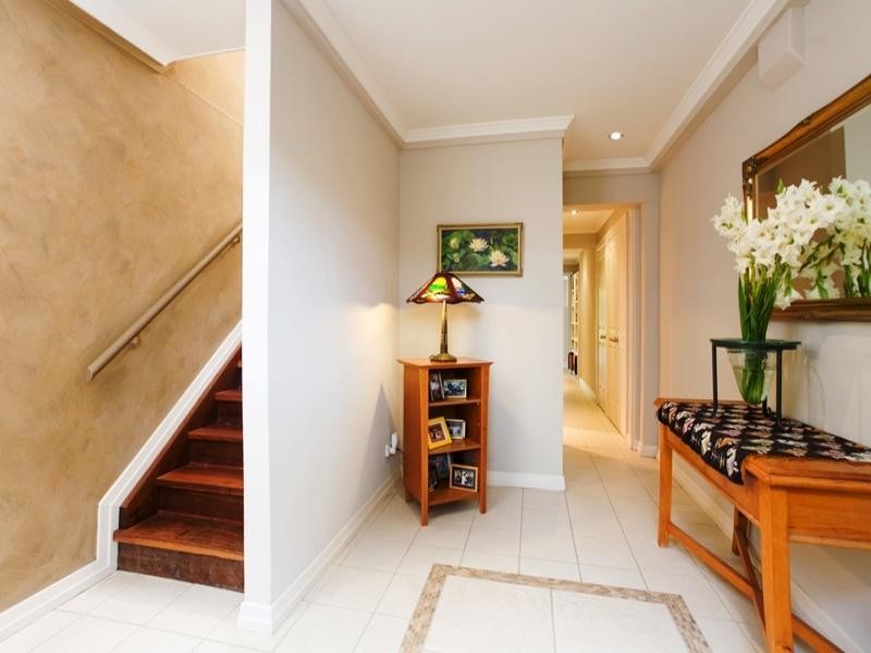 51 Stephen Street, Camp Hill QLD 4152