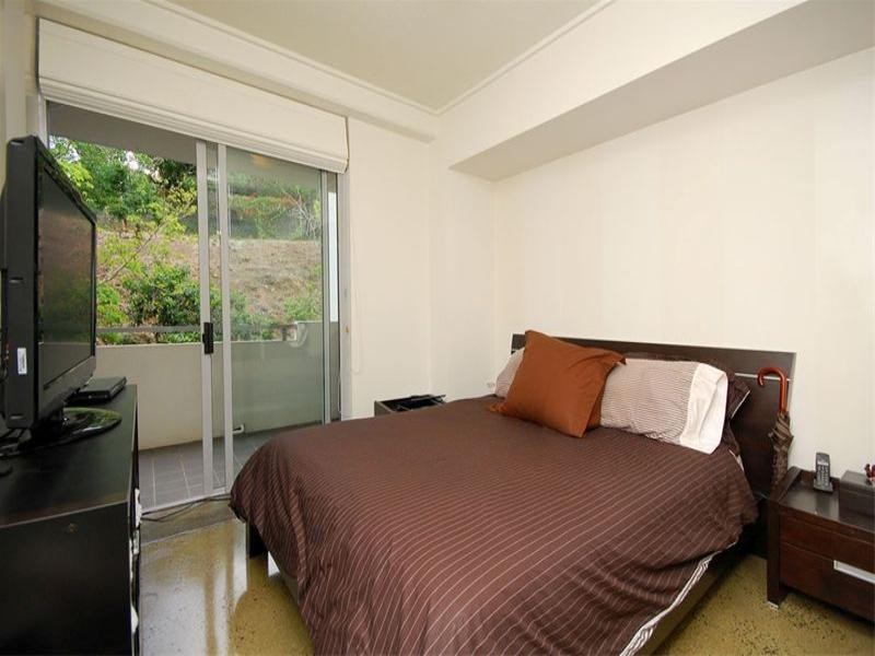 252/71 Beeston Street, Teneriffe QLD 4005