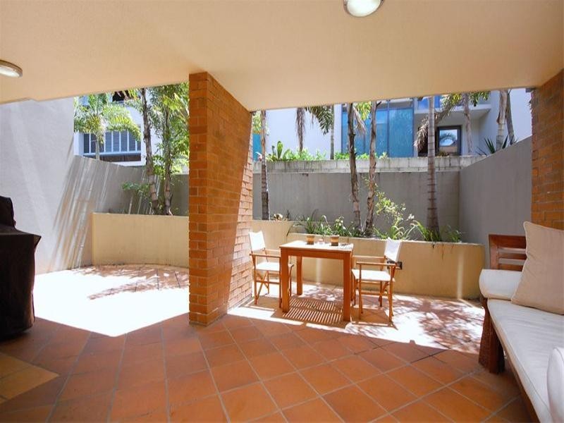 7/140 Commercial Road, Newstead QLD 4006