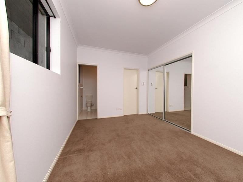 2/27 Jordan Terrace, Bowen Hills QLD 4006