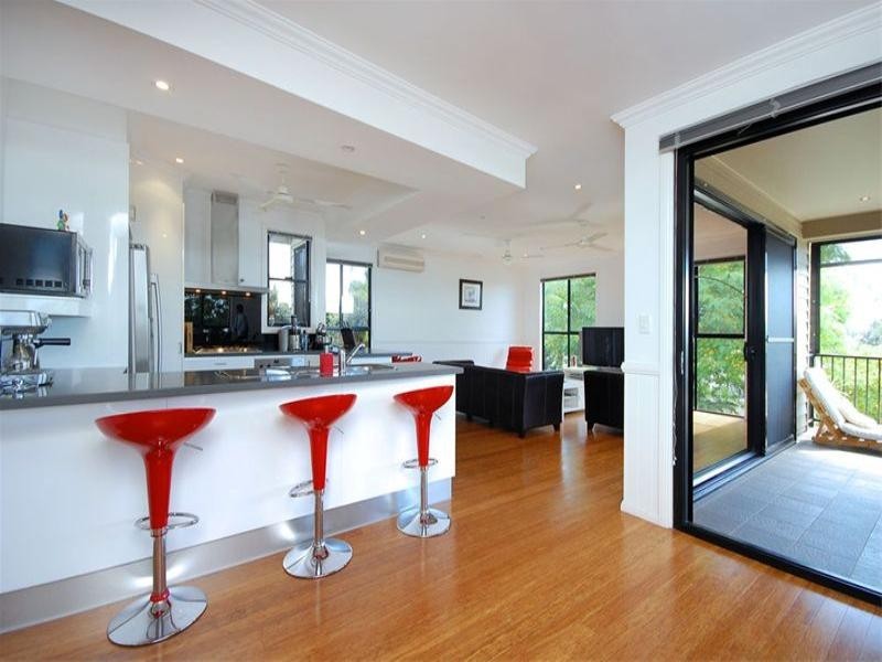 12A Thorpe Street, Balmoral QLD 4171