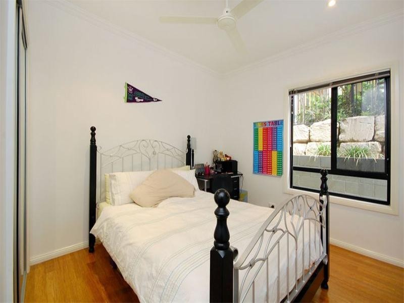 12A Thorpe Street, Balmoral QLD 4171