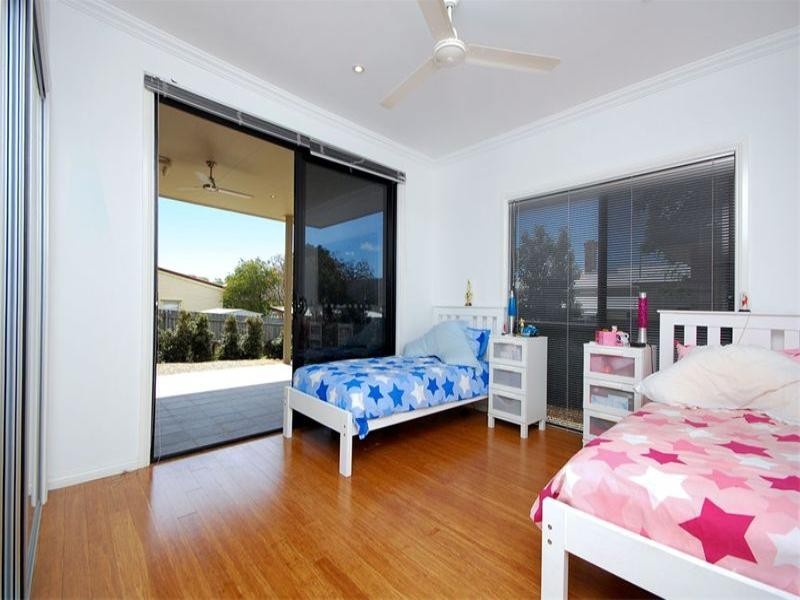 12A Thorpe Street, Balmoral QLD 4171