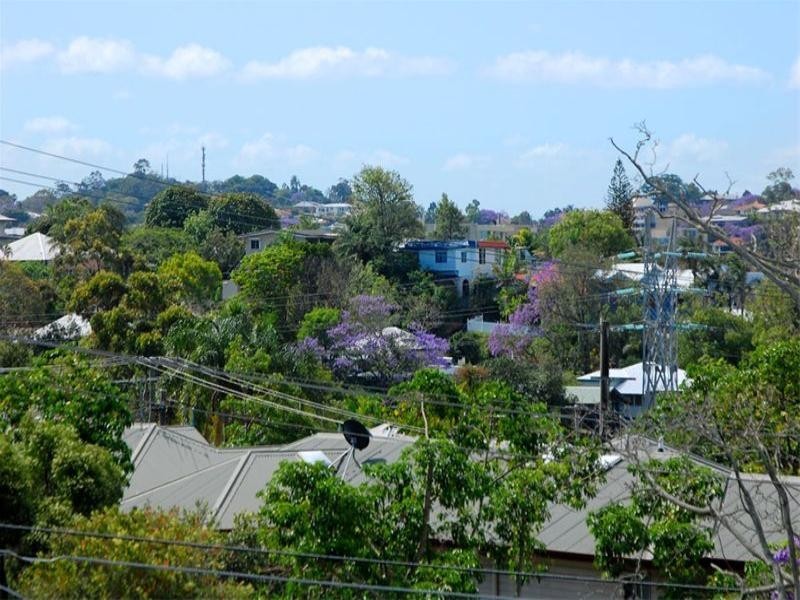 12A Thorpe Street, Balmoral QLD 4171