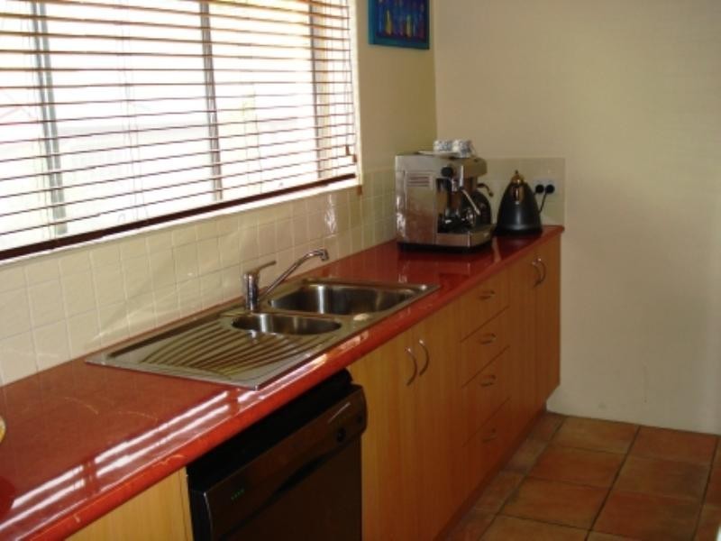 4/77 Moreton Street, New Farm QLD 4005