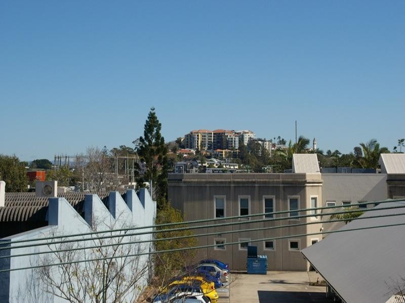 8/31 Helen Street, Newstead QLD 4006