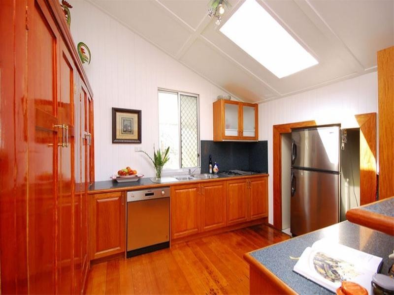 37 Mclennan Street, Albion QLD 4010