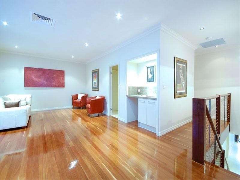 99 Woodville Street, Hendra QLD 4011