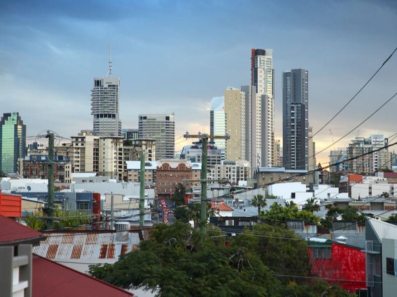 37 DOGGETT Street, Newstead QLD 4006