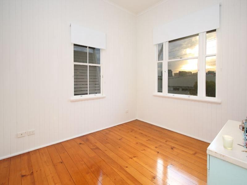 37 DOGGETT Street, Newstead QLD 4006