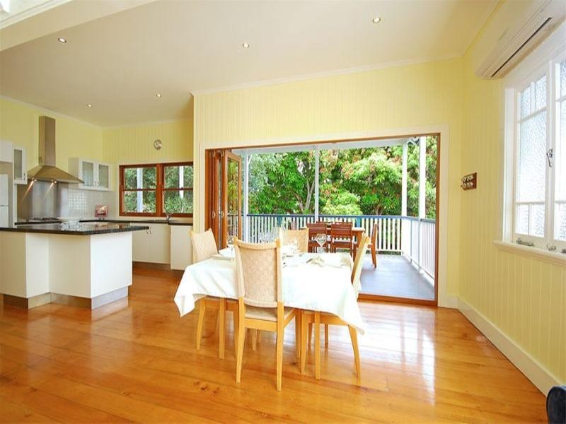 5 Meecham Street, Grange QLD 4051