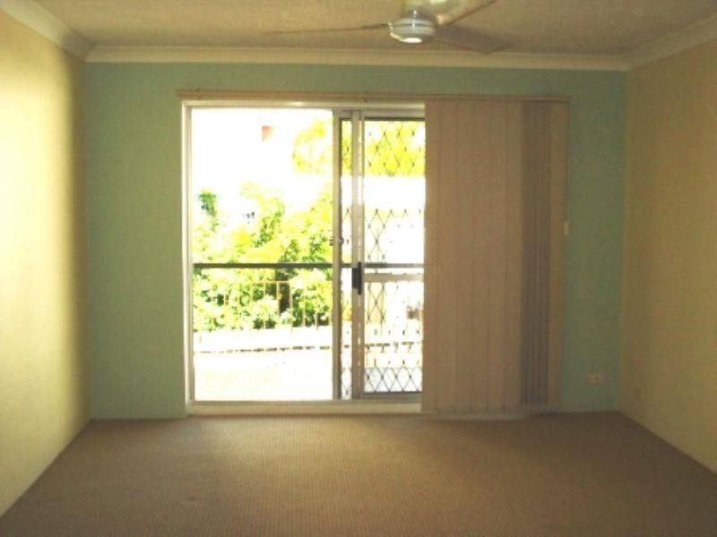 2/22 Kidston, Chermside QLD 4032