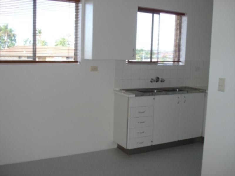 8/46 Merthyr Road, New Farm QLD 4005