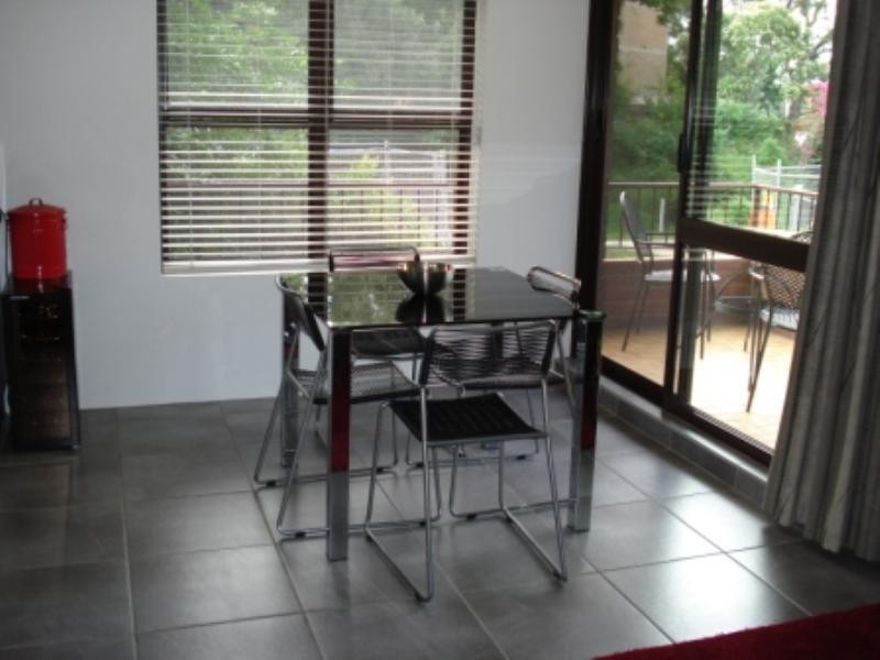 21/26 Carr Street, St Lucia QLD 4067