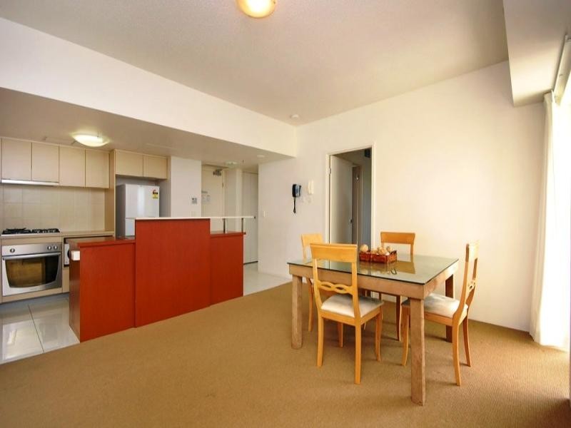 170 Leichhardt Street, Spring Hill QLD 4000