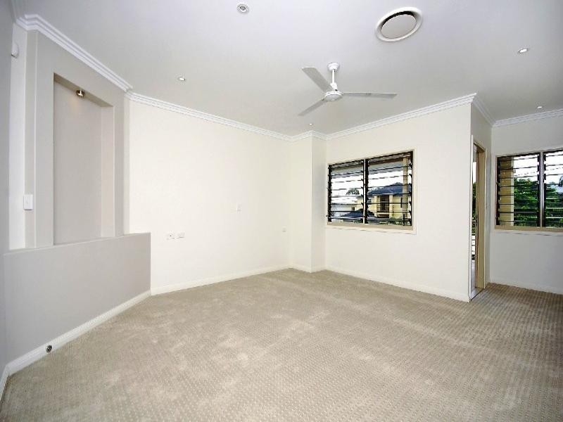 28 Blaikie Street, Hendra QLD 4011