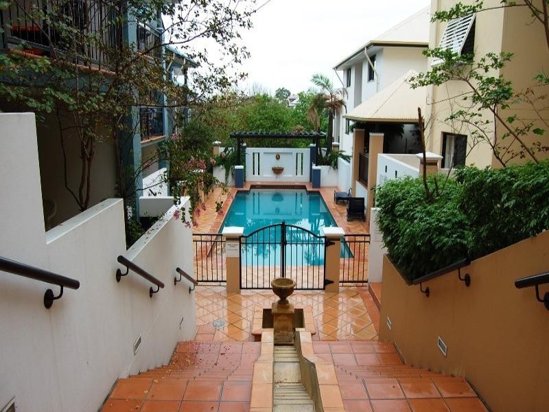 43/2 St PaulsTerrace, Spring Hill QLD 4000