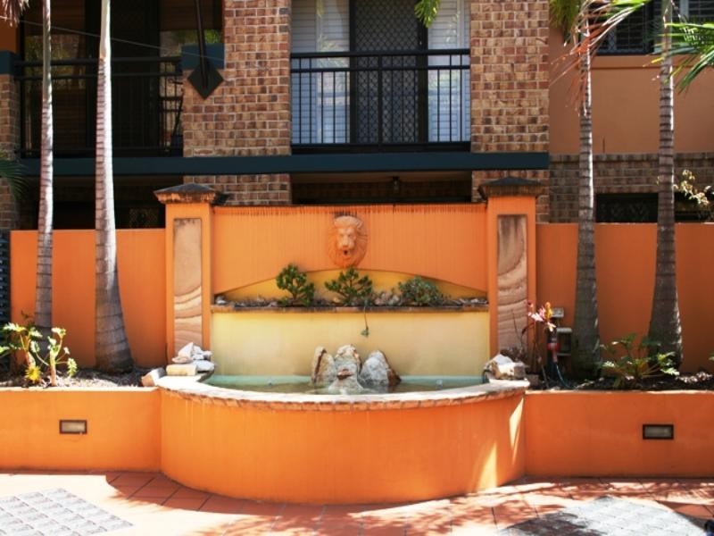 11/108 Sydney Street, New Farm QLD 4005