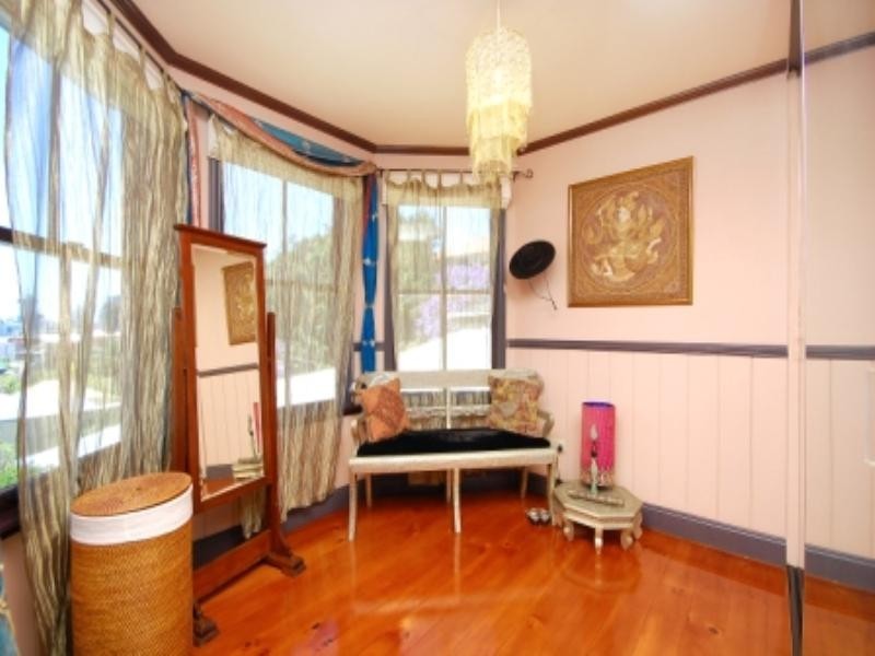 144 Dornoch Terrace, Highgate Hill QLD 4101