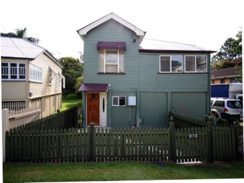 23 Hetherington Street, Herston QLD 4006