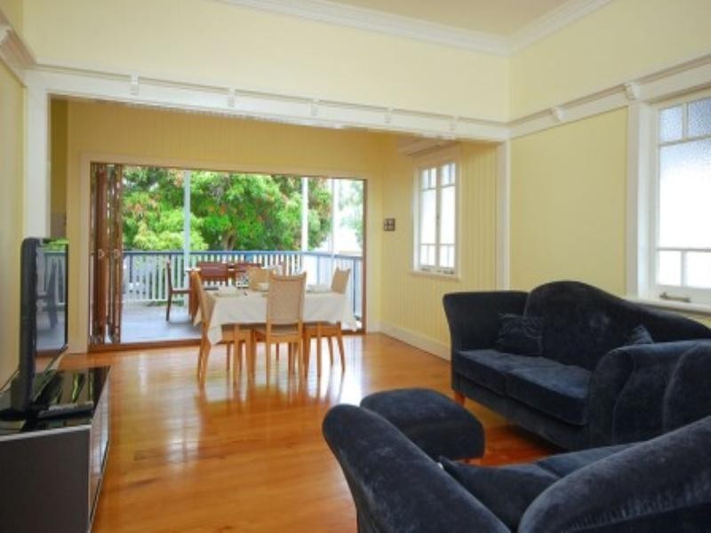 5 Meecham Street, Grange QLD 4051