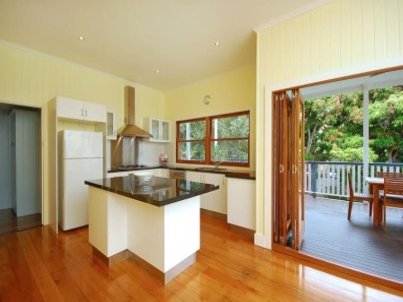 5 Meecham Street, Grange QLD 4051