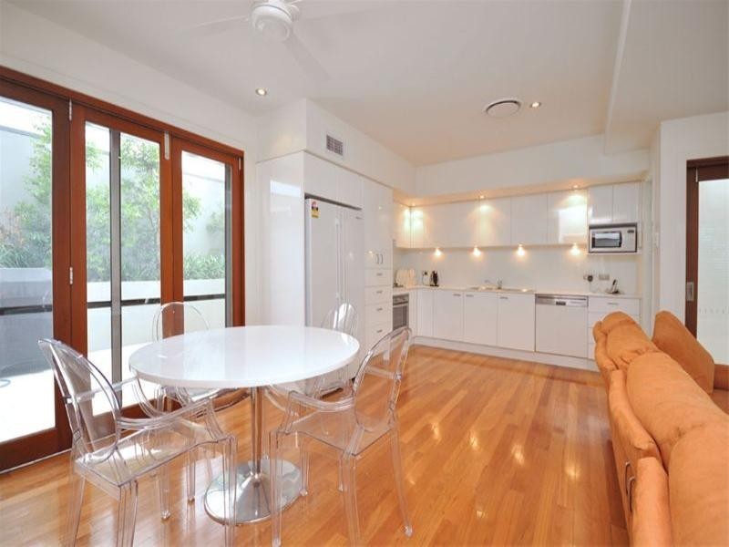 7/15 Halford Street, Newstead QLD 4006