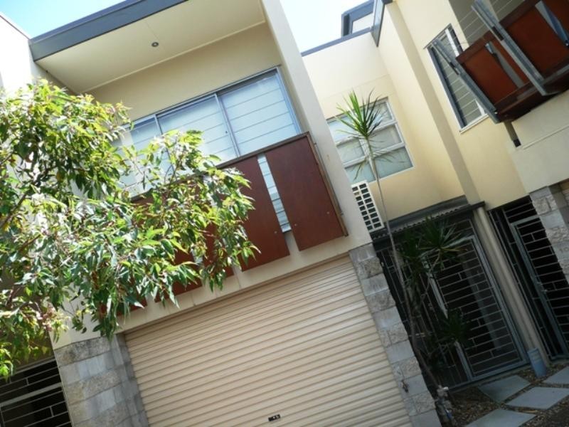 11/28-42 Annie Street, New Farm QLD 4005