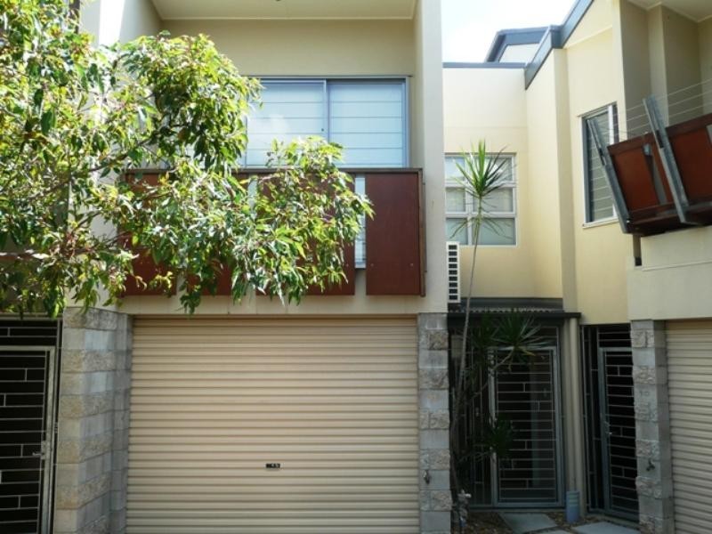 11/28-42 Annie Street, New Farm QLD 4005