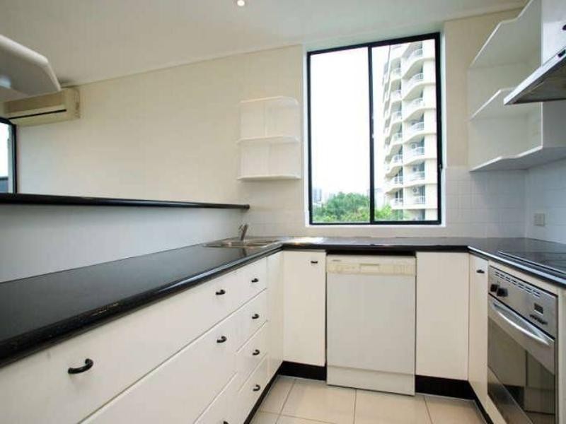 8/136 Oxlade Drive, New Farm QLD 4005