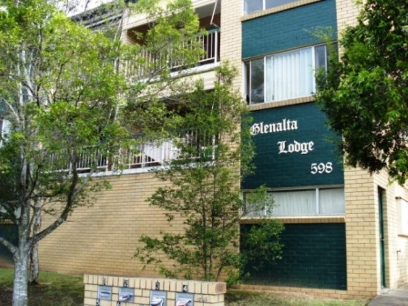 4/598 South Pine Road, Everton Park QLD 4053