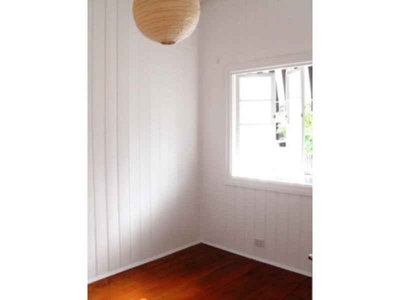 18 Bartley Street, Spring Hill QLD 4000