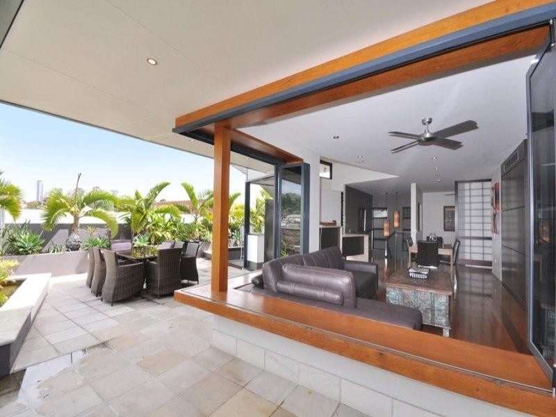 10/110 Commercial Road, Newstead QLD 4006