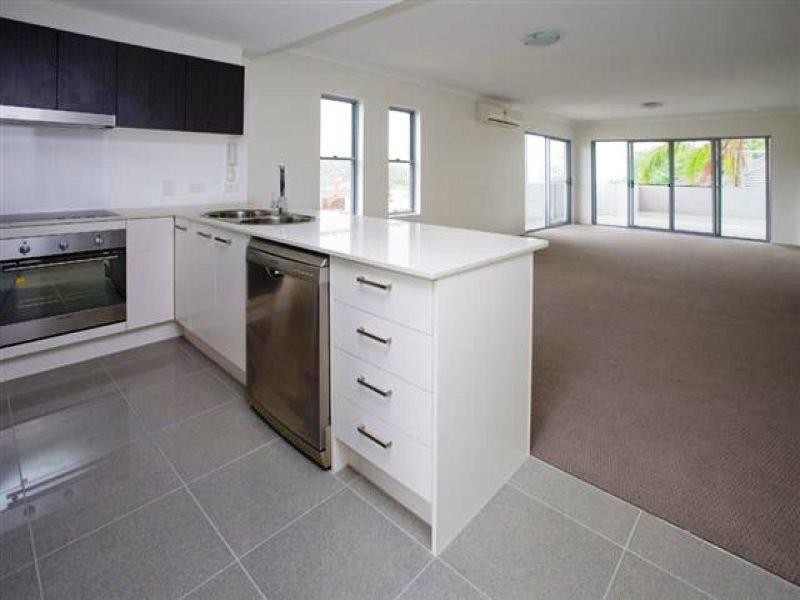 8/15 Duke Street, Nundah QLD 4012