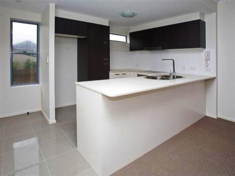 8/15 Duke Street, Nundah QLD 4012