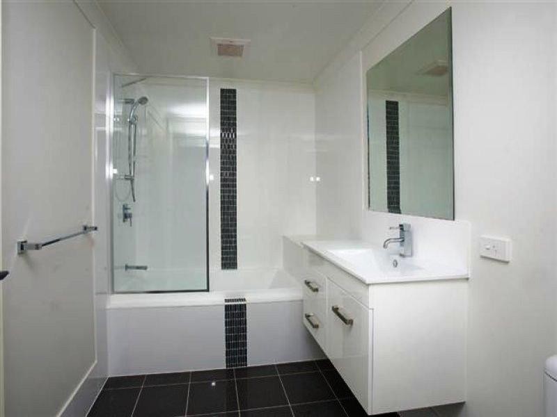 8/15 Duke Street, Nundah QLD 4012