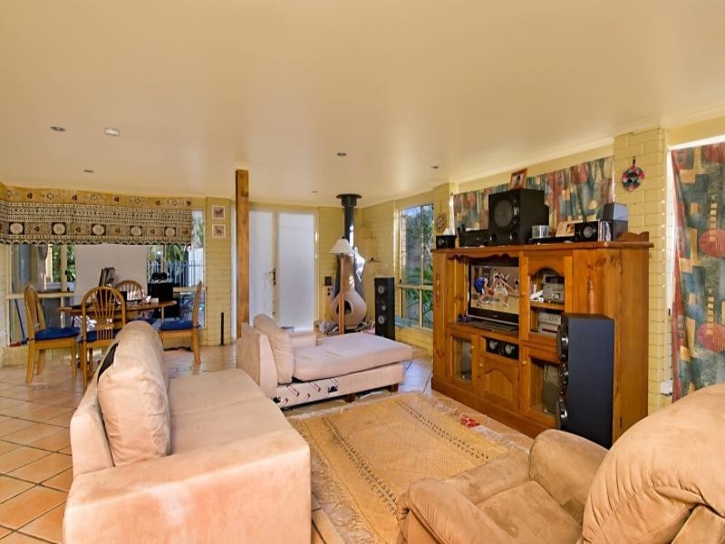 23 Glenside Street, Wavell Heights QLD 4012