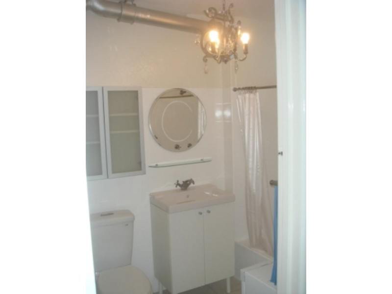 2/88 Isaac Street, Spring Hill QLD 4000