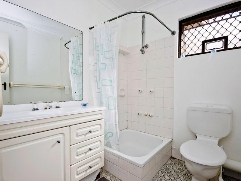 7/128 Langshaw Street, New Farm QLD 4005