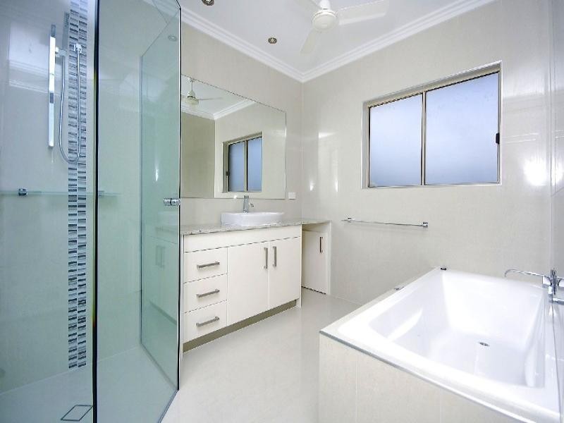 28 Blaikie Street, Hendra QLD 4011