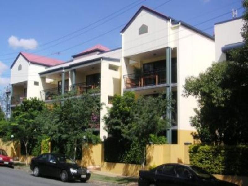 18/177 Merthyr Road, New Farm QLD 4005