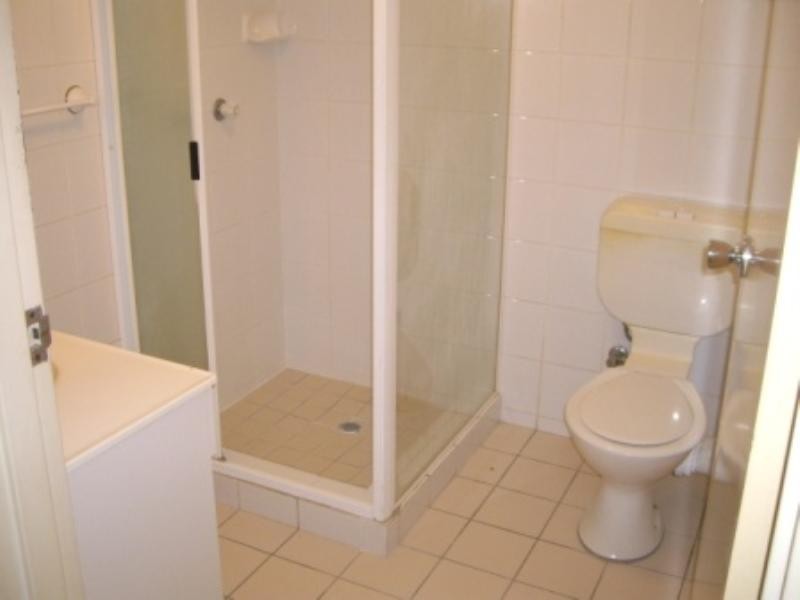 4/84 Moreton Street, New Farm QLD 4005