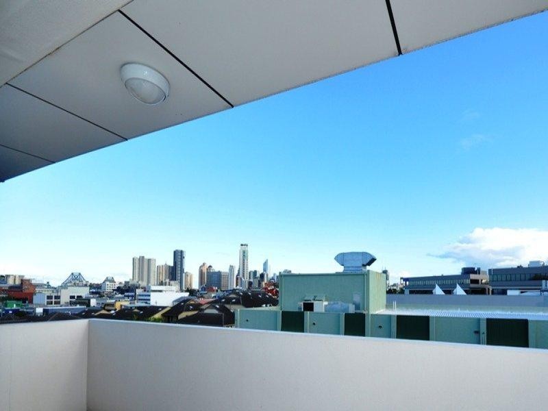 401/587 Gregory Terrace, Bowen Hills QLD 4006