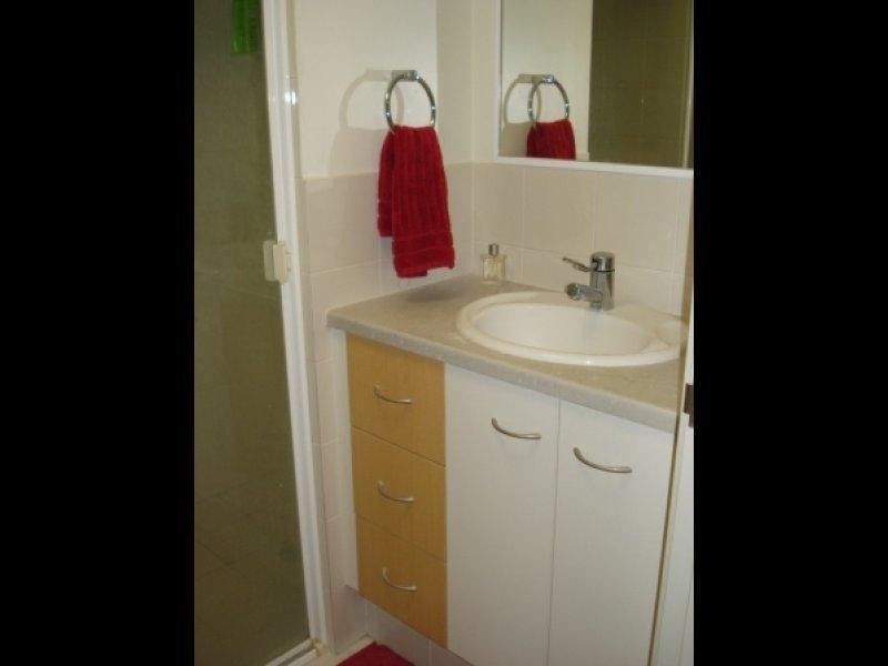 1/41 Oxlade Drive, New Farm QLD 4005