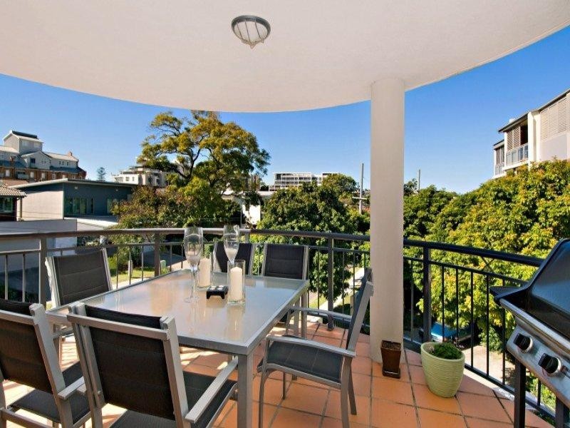 35/165 Sydney Street (enter via Lamington Street), New Farm QLD 4005